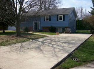 5015 Robinwood St, Monroe, MI