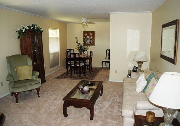 3rd image of 418 Lawndale Dr