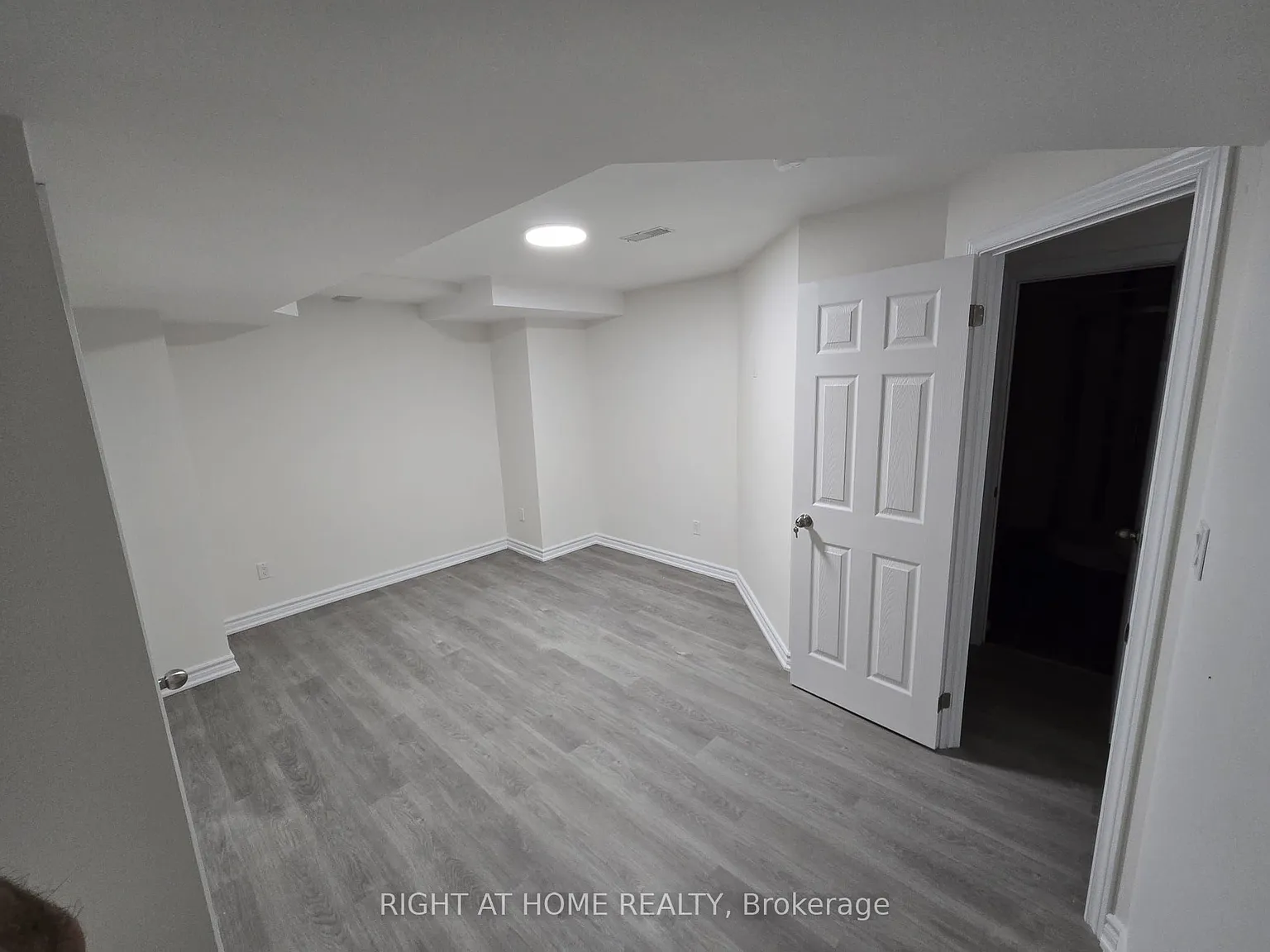 2 bed, $2,000 — Photo 2