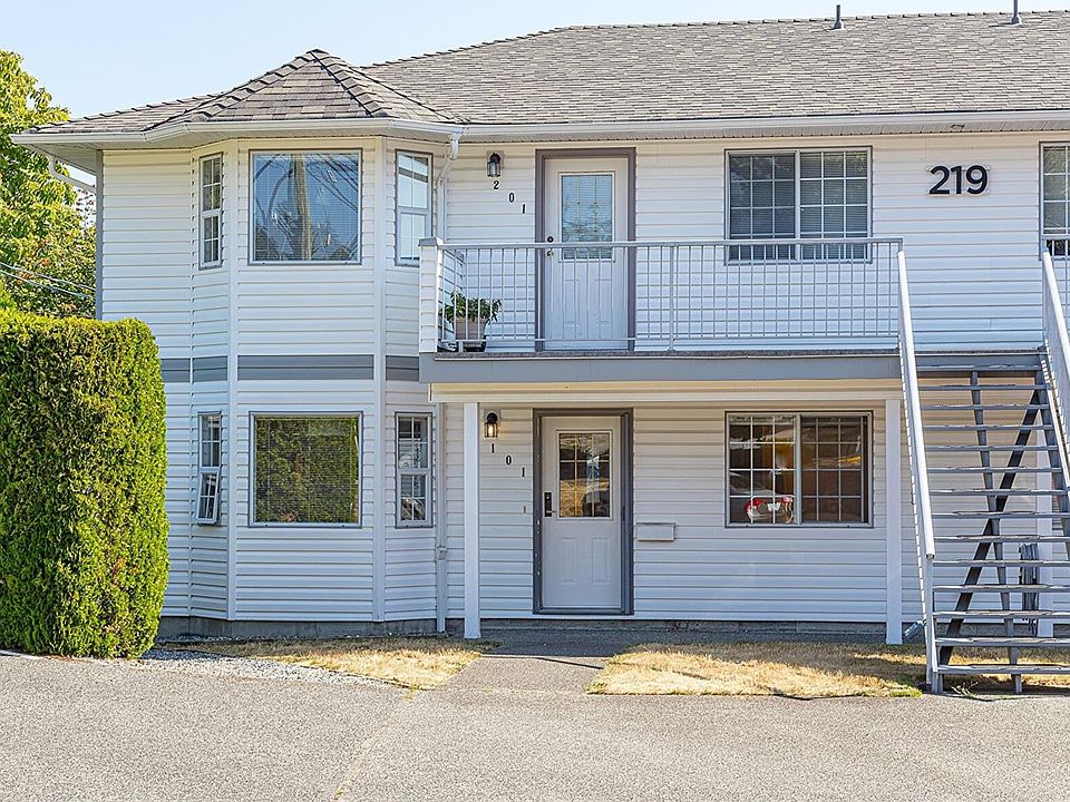 1st image of 219 Dogwood Dr #101