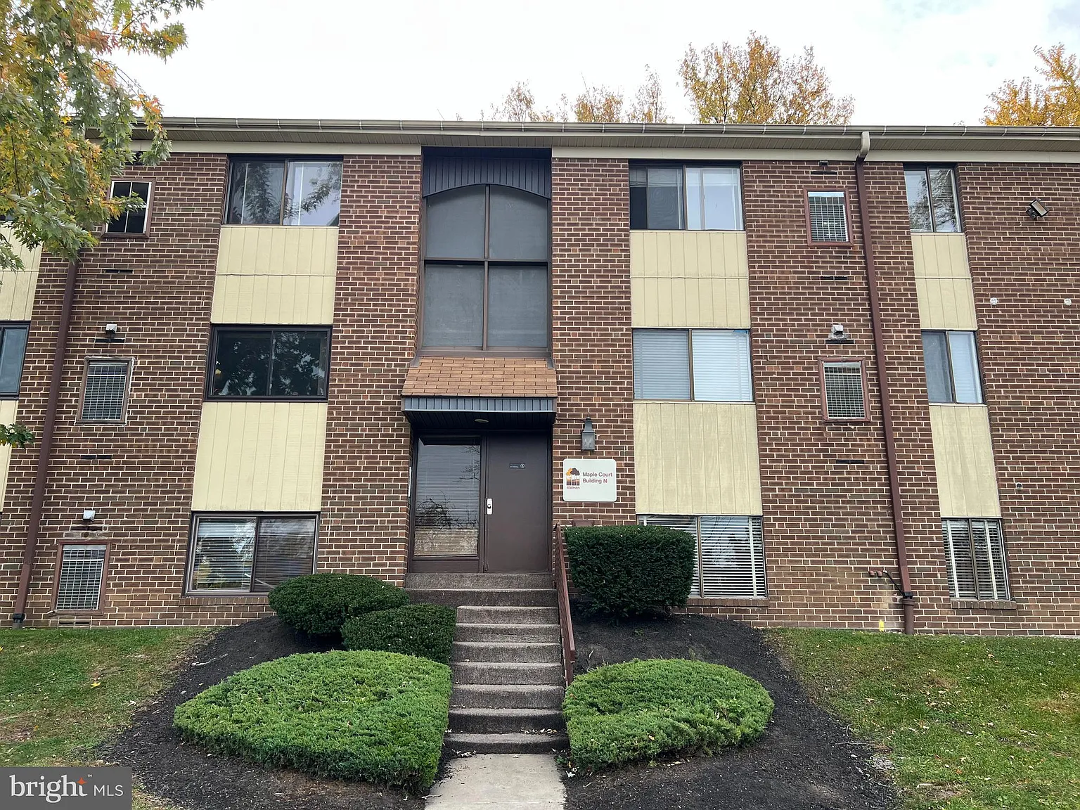 1 bed, 1.0 bath, 654 sqft, $1,250 — Photo 1