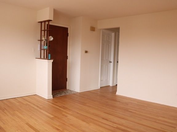 2nd image of 4712 N Olcott Ave APT 2E