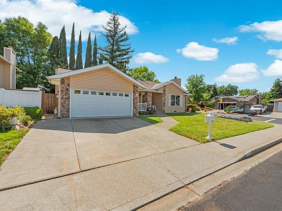 2nd image of 579 Gregory Drive