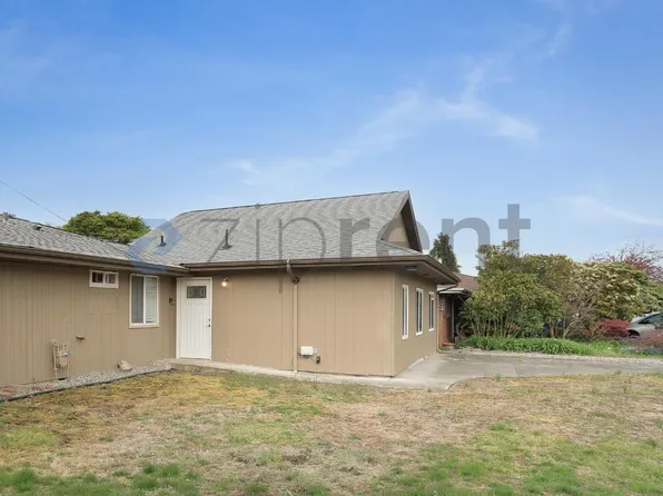 1413 12th St NE #B, Auburn, WA 98002