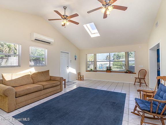 5th image of 1712 Guldahl Dr