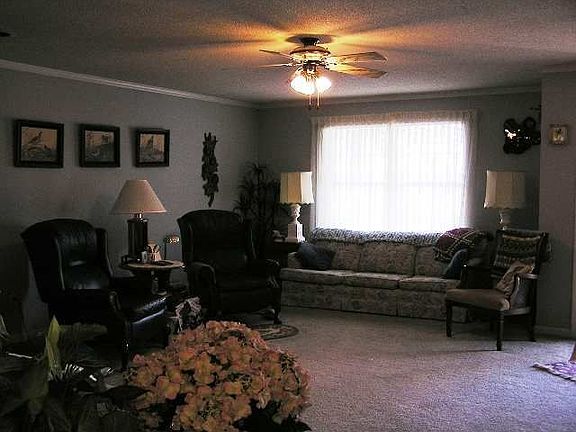 2nd image of 2021 Foxfire Rd NE