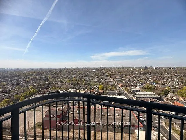 1185 Dupont St #2103 — Photo 17