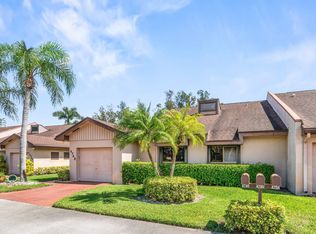 4746 Fountains Dr S, Lake Worth, FL 33467