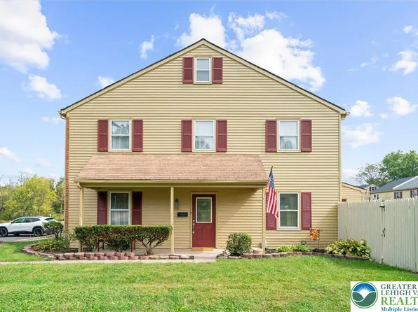 206 Yardley Ct, Quakertown, PA 18951