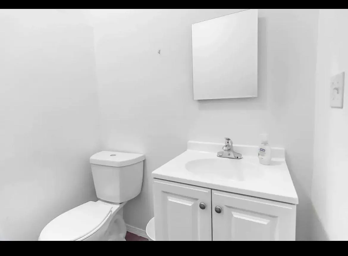 Studio, 450 sqft, $1,600 — Photo 1