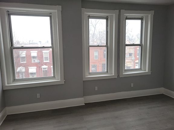 4th image of 61 Astor Pl