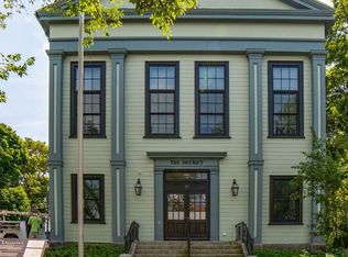 30 S Main St UNIT 205, Ipswich, MA 01938