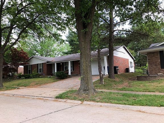 3rd image of 3626 Argonne Forest Dr