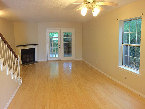2nd image of 1519 N Leverett Ave