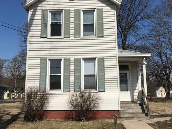 919 W Hurlburt St, Peoria, IL 61605