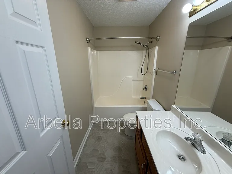 152 Gray Station Rd #14 — Photo 11