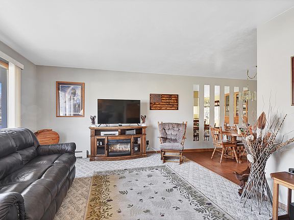 5th image of 2208 Skyline Dr
