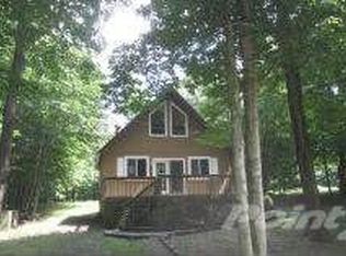 1152 Ridge Dr, Gouldsboro, PA 18424