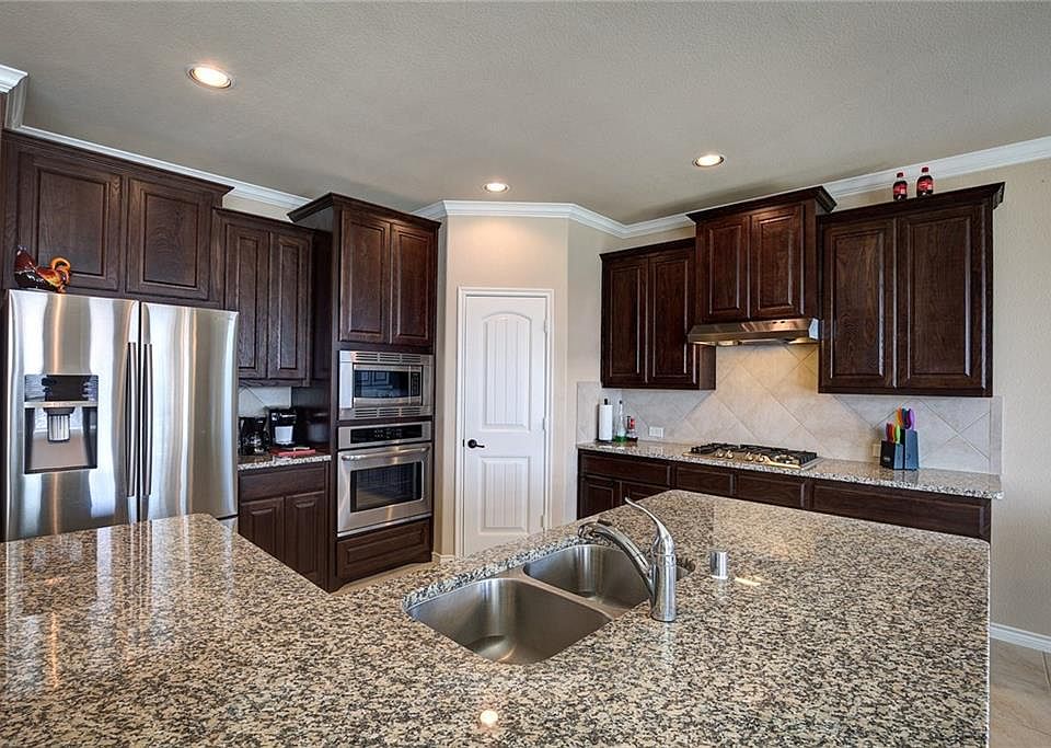 1st image of 507 La Grange Dr