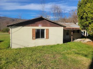 11719 Albemarle Rd, Coeburn, VA 24230