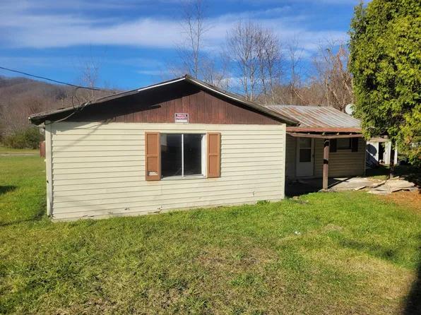 11719 Albemarle Rd, Coeburn, VA 24230