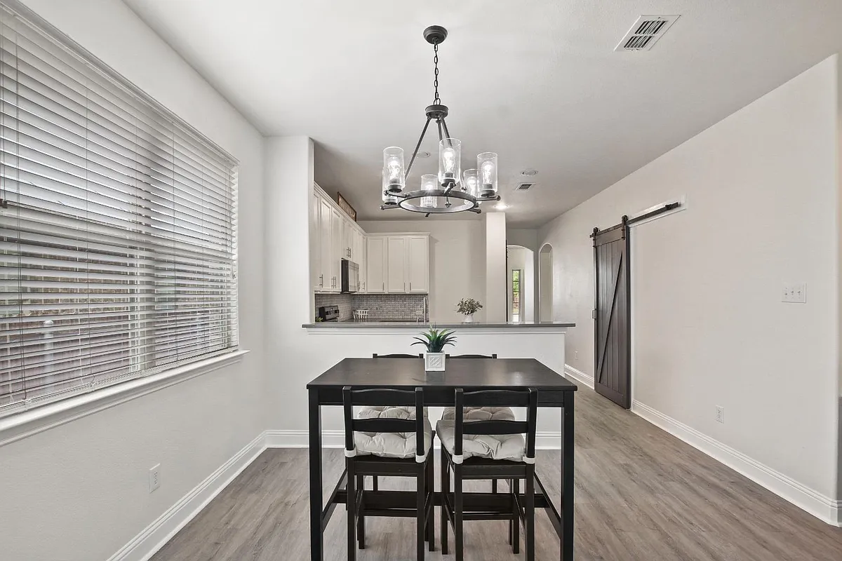 Building Photo - 1509 Waterfall Ln
