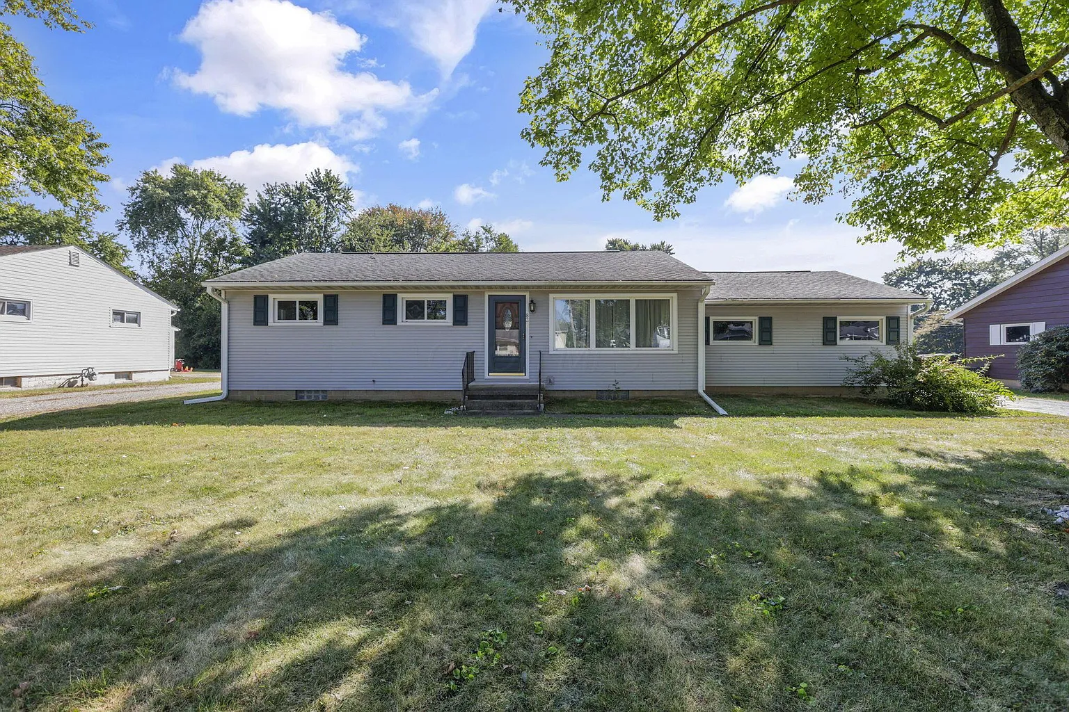 832 Oberlin Dr photo 1