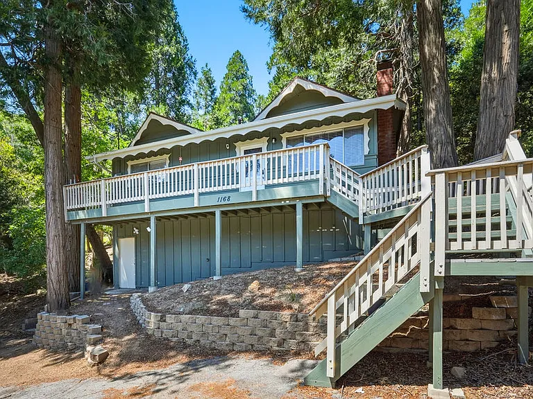 1168 Jungfrau Dr — Photo 2