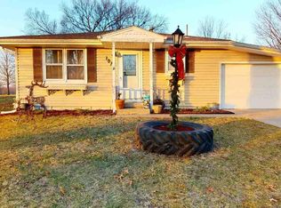 107 E 31st St, Sedalia, MO 65301