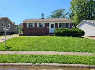 2930 N Lincoln Ave, Davenport, IA 52804