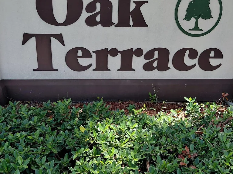 4524 Oak Terrace Dr — Photo 21