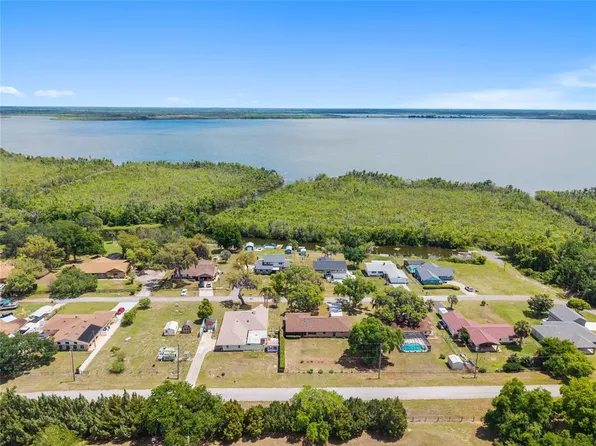 38845 Ella Dr, Lady Lake, FL 32159