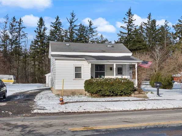 12163 Oswego St, Wolcott, NY 14590