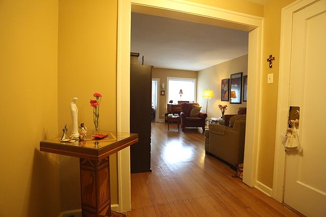 1st image of 6720 S Paxton Ave #1