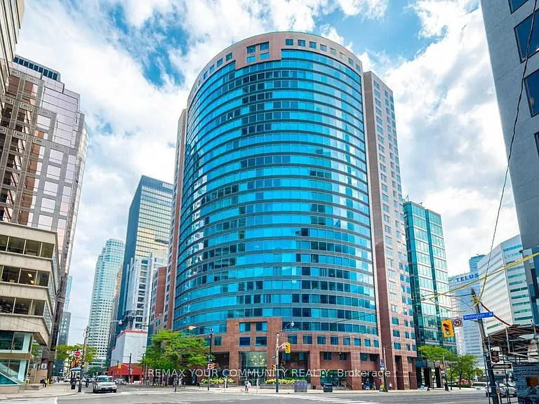 33 University Ave #1504 — Photo 1