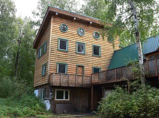 795 Nine Mile Hill Rd, Fairbanks, AK 99712
