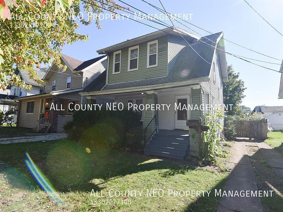 1st image of 152 E Mapledale Ave