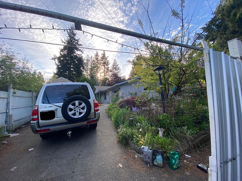 1st image of 1544 NE Northgate Way