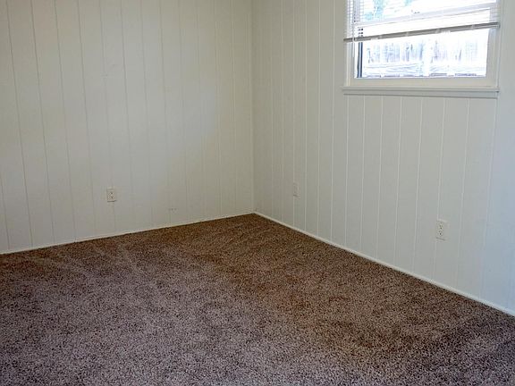 5th image of 2459 Santa Ana Ave #B