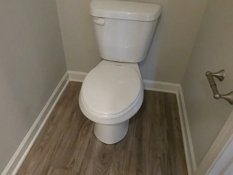 1423 Clydesdale St — Photo 7