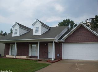 252 Hunters Run Dr, Haskell, AR 72015