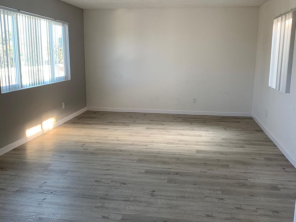 1st image of 1409 Superior Ave APT N