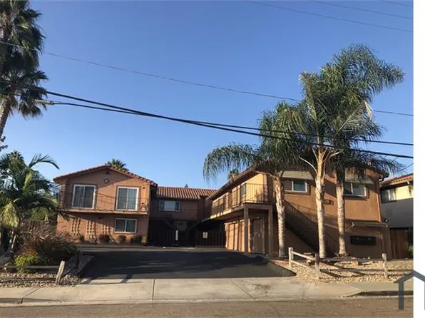 10002 San Juan St, Spring Valley, CA 91977