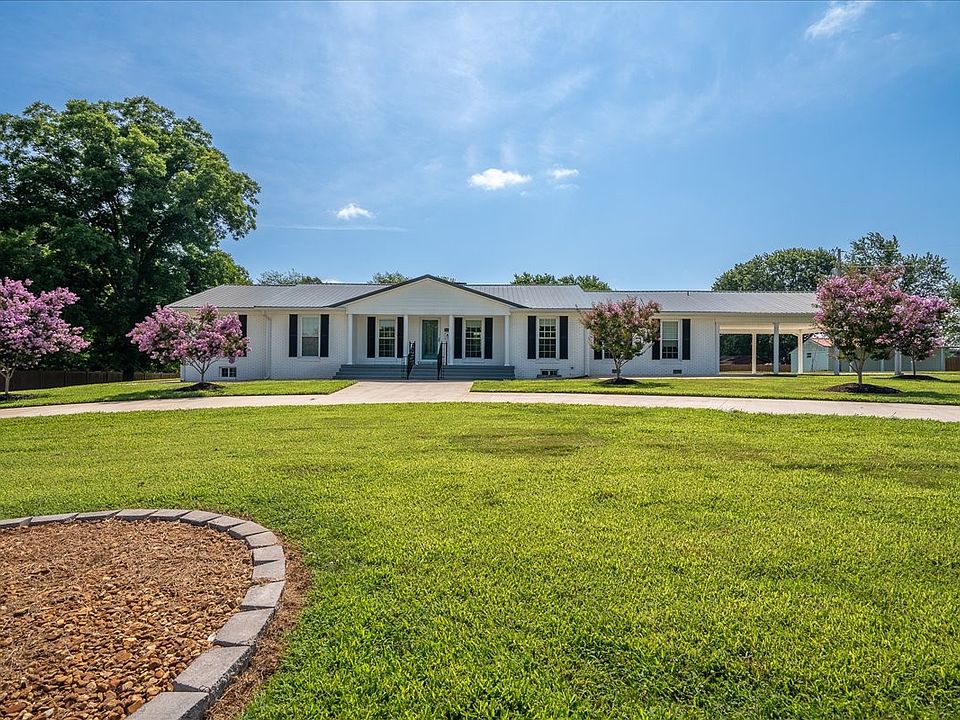 1st image of 1448 Baker Ln