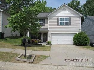 1433 Jordans Pond Ln, Charlotte, NC 28214