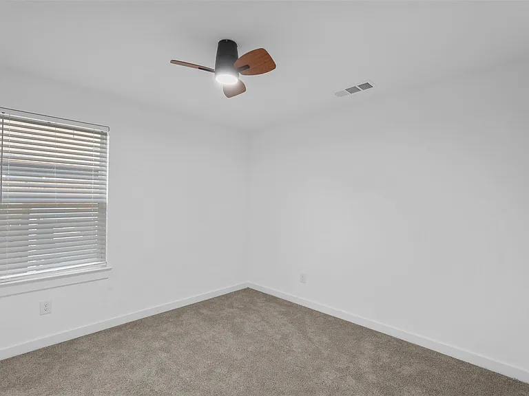 2217 Sayle St #B — Photo 10
