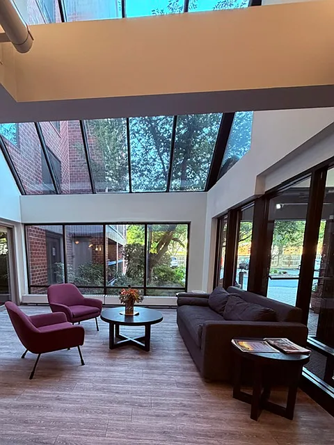 22 Railroad St — Photo 4