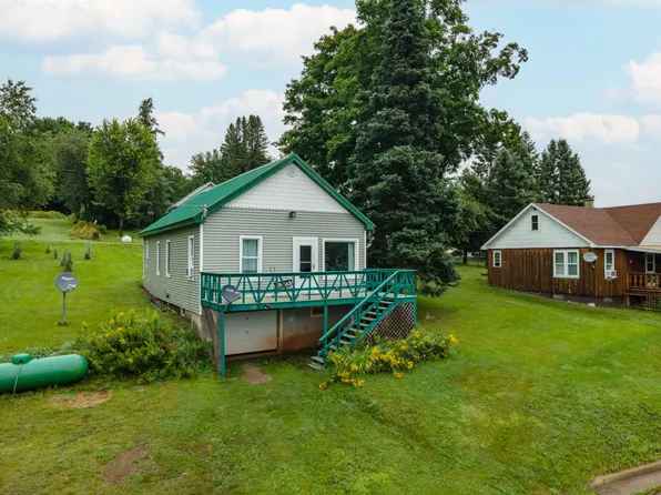 112 3rd St, Alpha, MI 49902