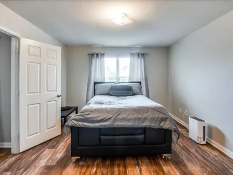 701 Lazy Crest Dr — Photo 10