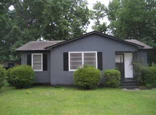 1619 Larry St, North Charleston, SC 29406